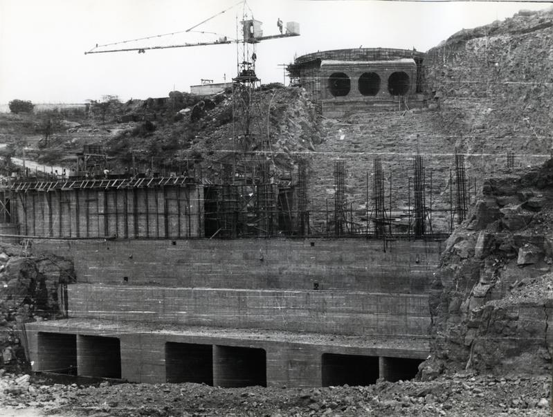 momapix_210520_pos_38