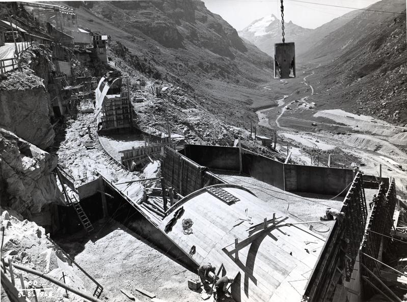 momapix_213952_pos_71