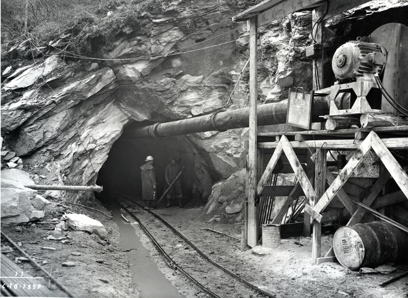 momapix_213988_pos_63