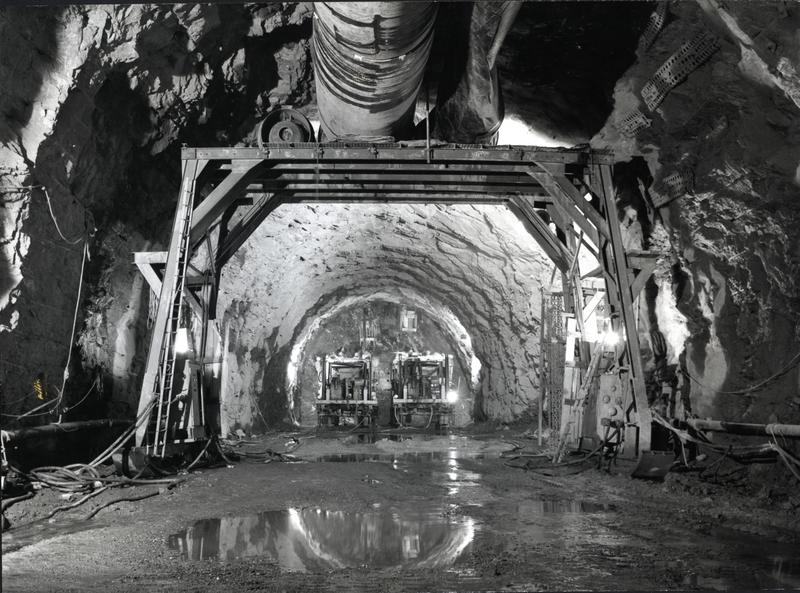 momapix_214863_pos_24