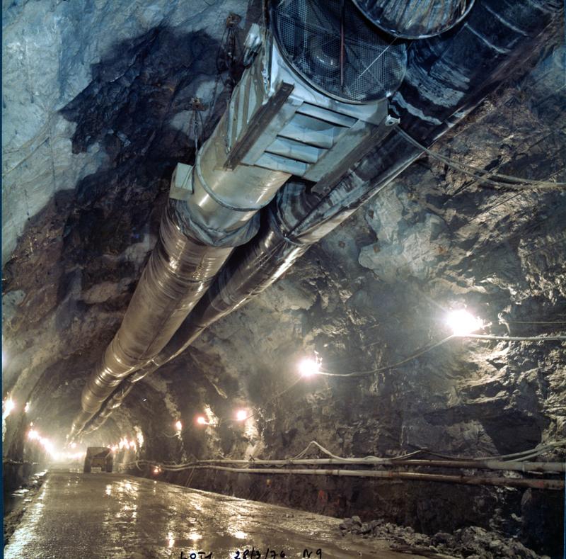 momapix_214899_pos_14