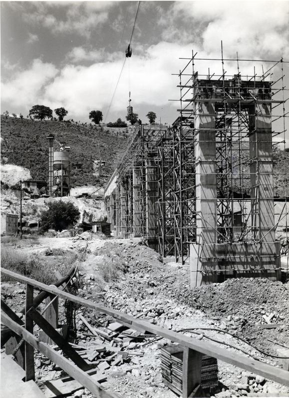 momapix_215289_pos_30