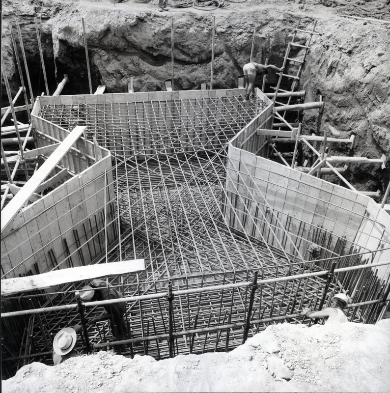 momapix_217396_pos_102