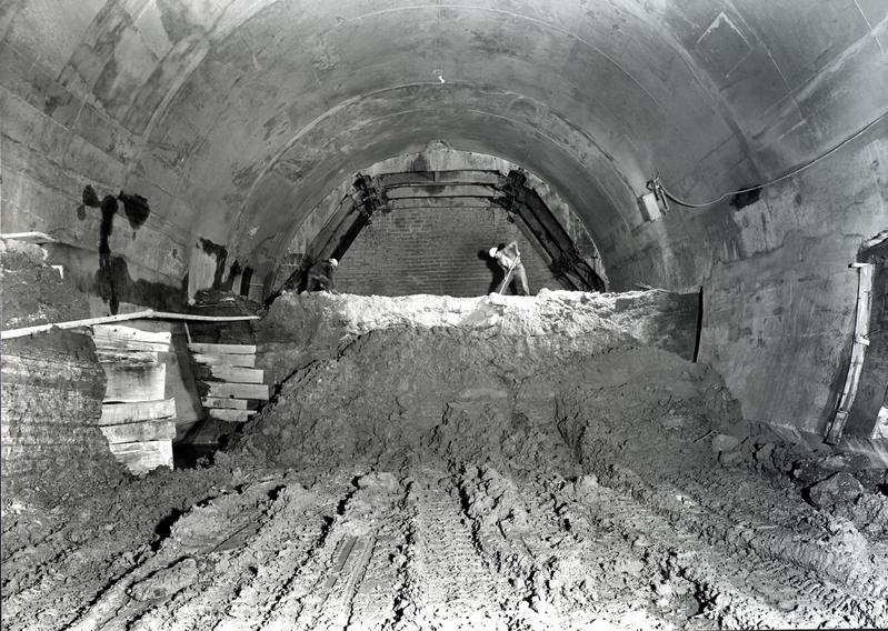 momapix_217410_pos_80