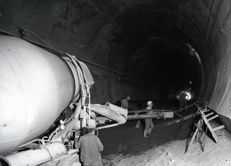 momapix_217414_pos_85