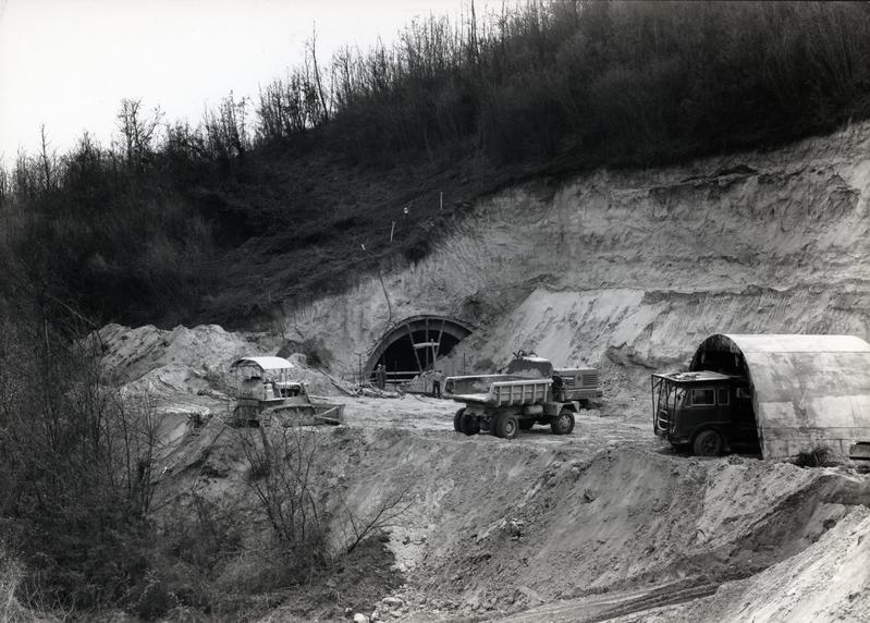 momapix_217466_pos_63