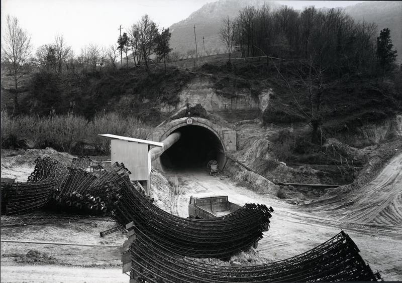 momapix_217470_pos_1