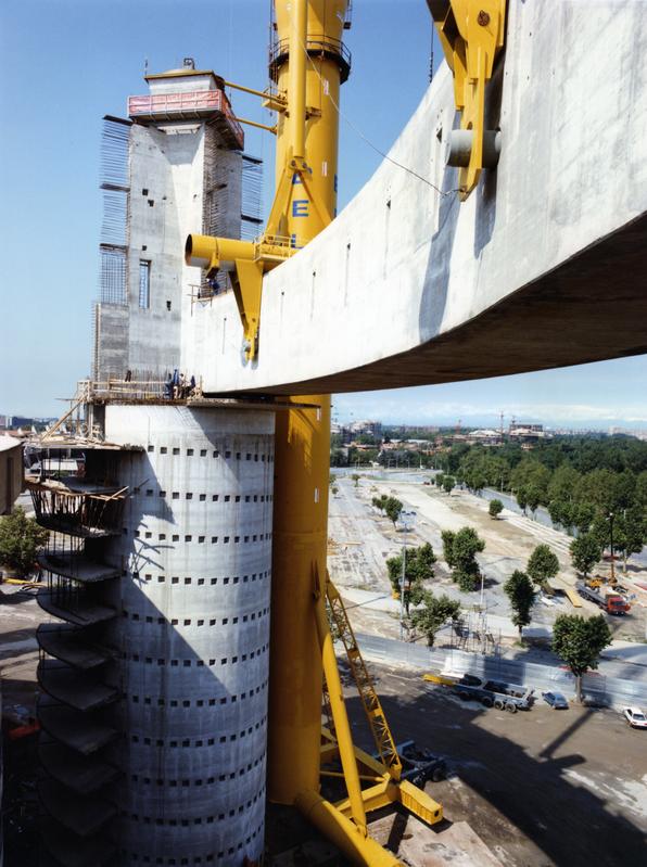 momapix_218567_pos_16