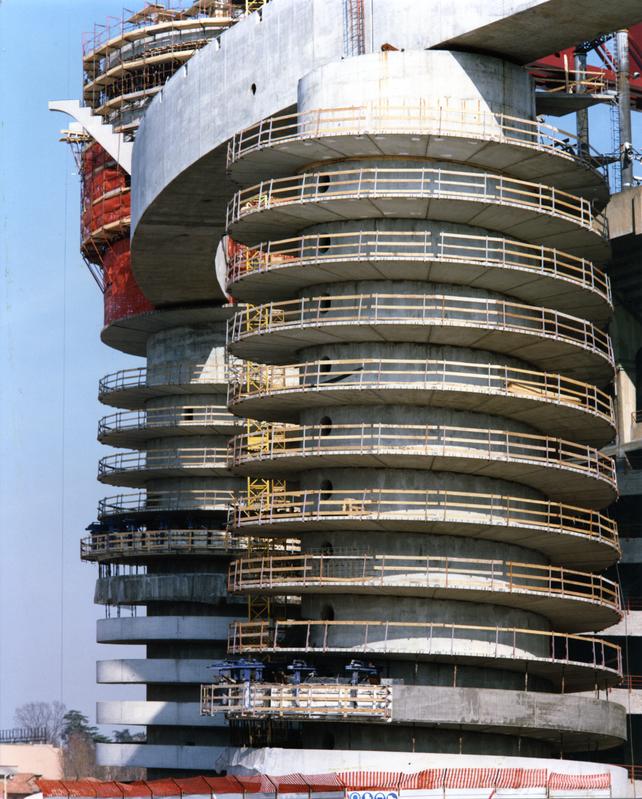 momapix_218654_pos_24