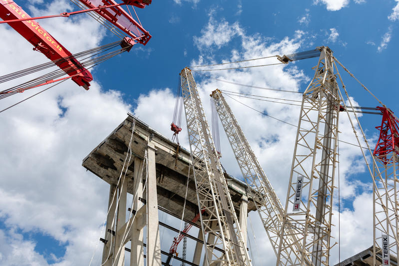 momapix_219229_pos_94