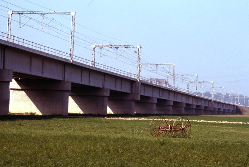 momapix_223605_pos_40