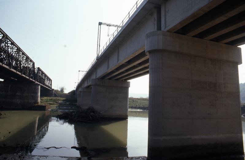 momapix_223620_pos_28