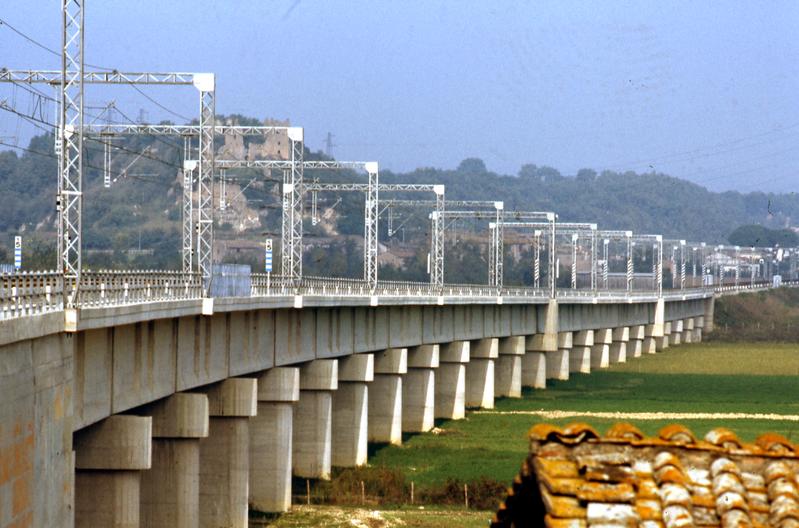 momapix_223656_pos_42