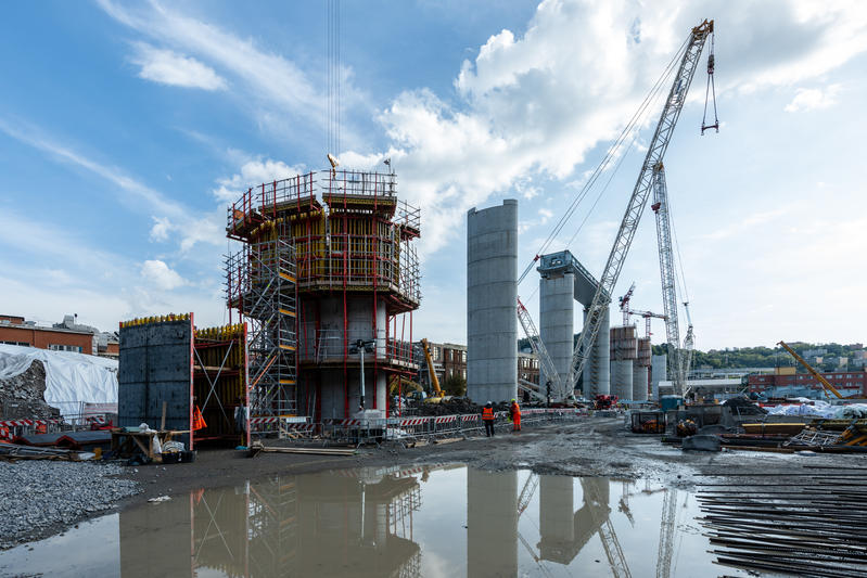 momapix_228261_pos_82