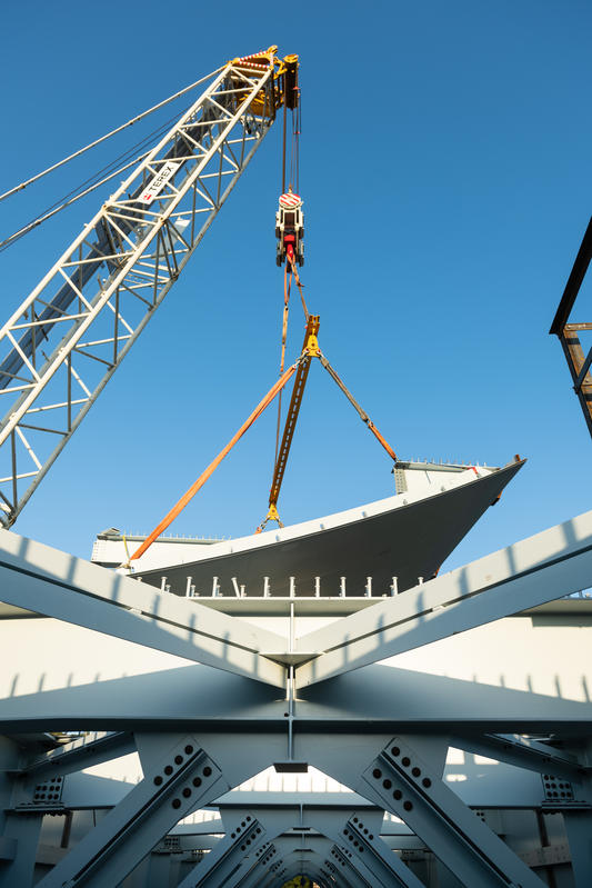 momapix_228660_pos_77