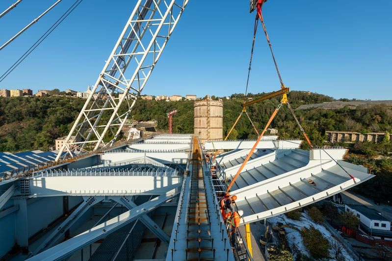 momapix_228677_pos_79