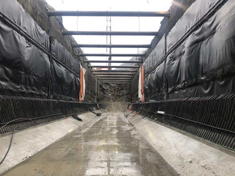 momapix_229076_pos_13