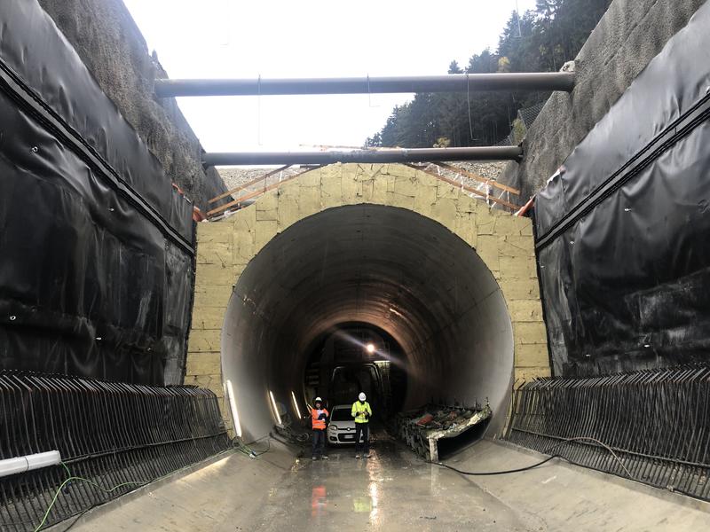 momapix_229077_pos_12