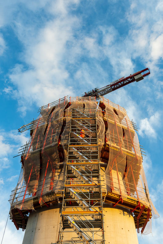 momapix_229992_pos_72