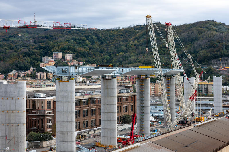 momapix_230584_pos_70