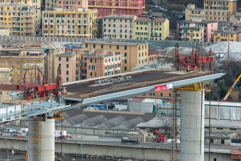 momapix_233770_pos_35