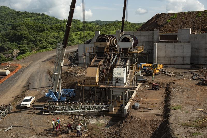 momapix_235294_pos_16