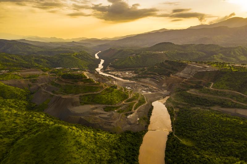 momapix_235377_pos_12