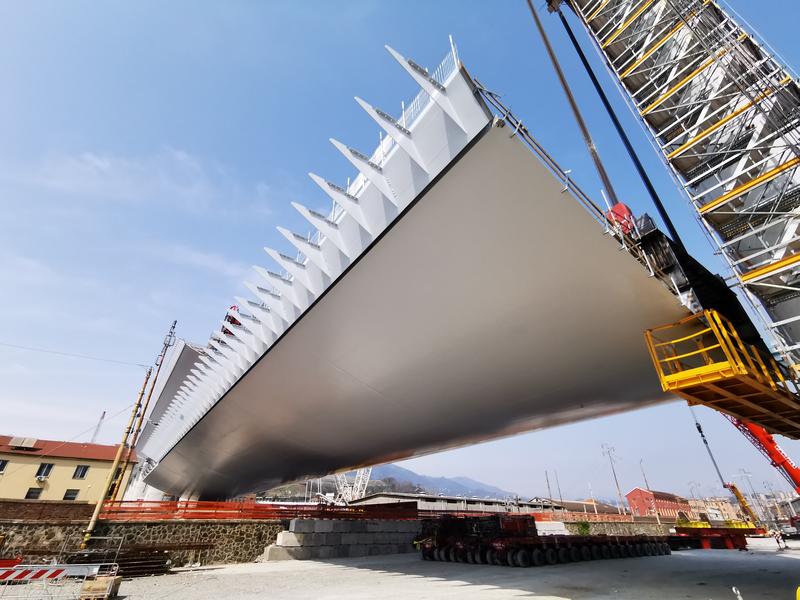 momapix_235573_pos_25