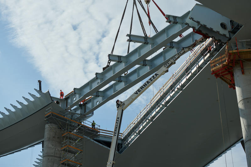 momapix_237969_pos_109