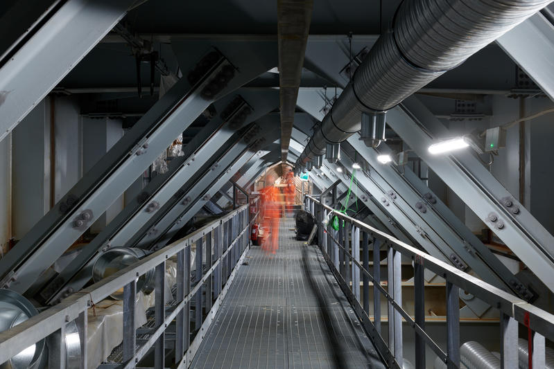 momapix_238338_pos_105