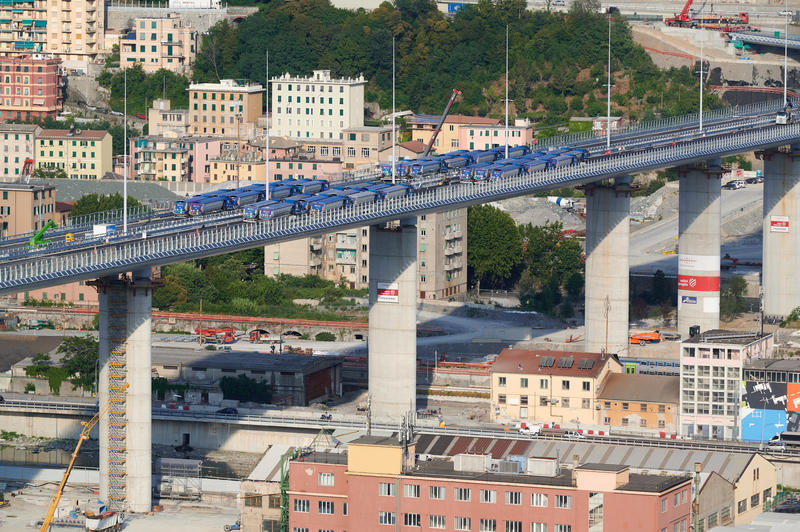 momapix_238811_pos_97