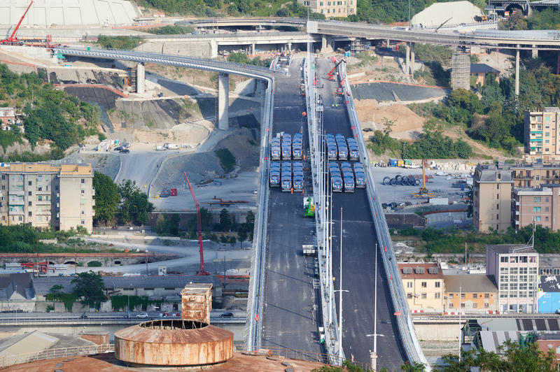 momapix_238815_pos_99