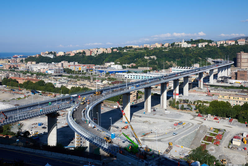 momapix_238895_pos_8