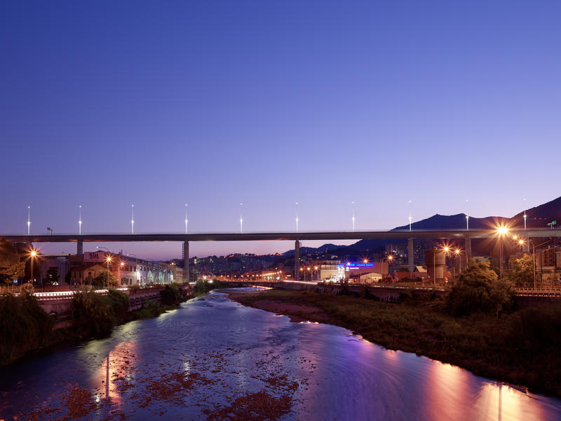 momapix_239791_pos_5