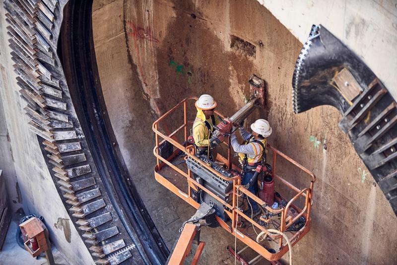 momapix_241796_pos_4