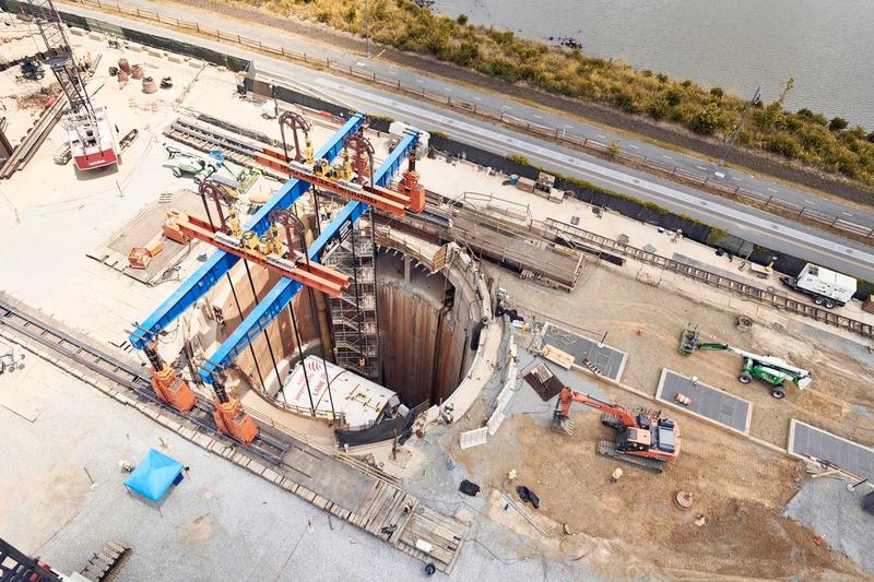 momapix_241840_pos_3