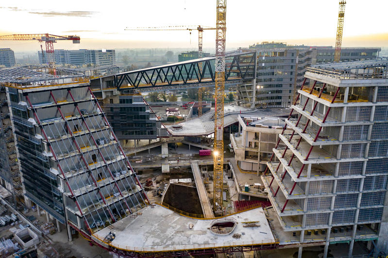 momapix_242076_pos_69