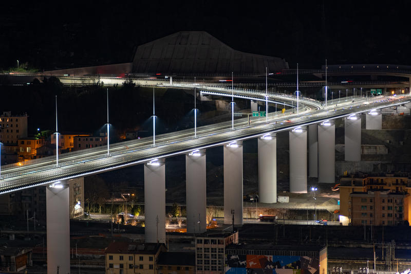 momapix_243089_pos_4