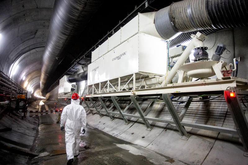 momapix_244372_pos_49