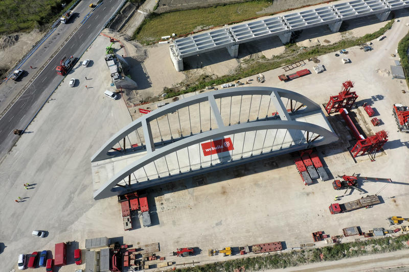 momapix_246056_pos_6