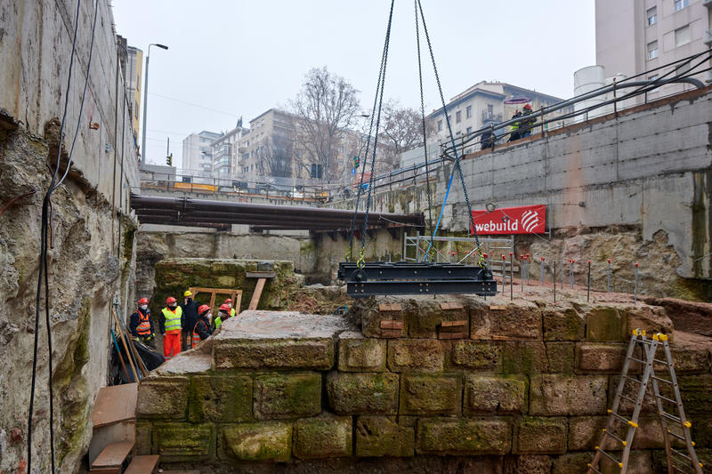 momapix_246936_pos_179