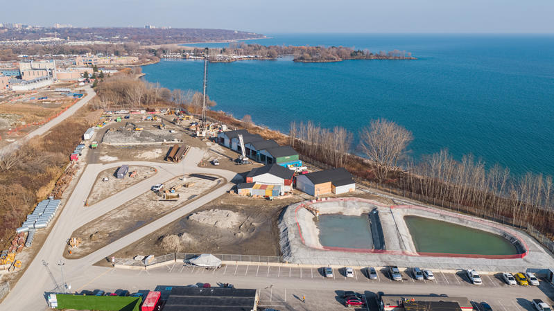 momapix_253136_pos_2