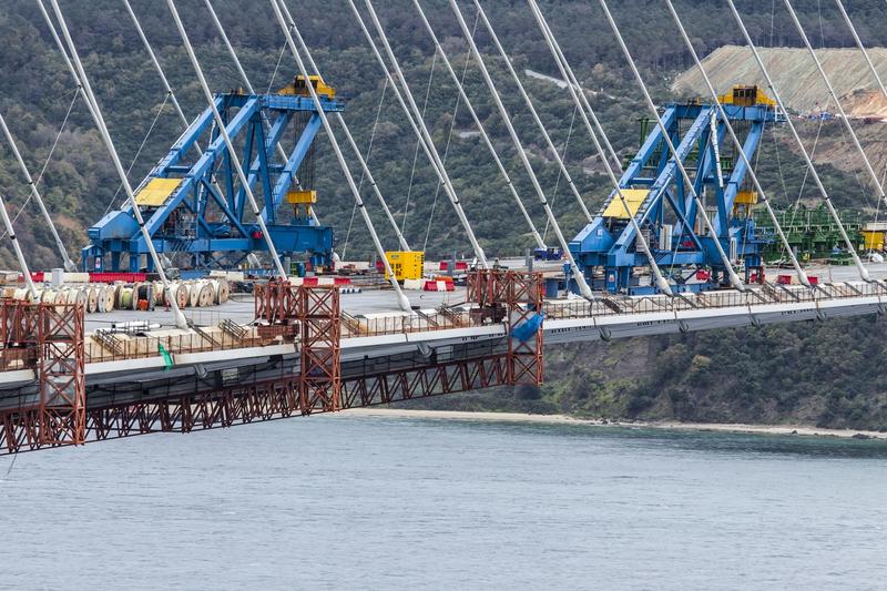 momapix_331663_pos_63