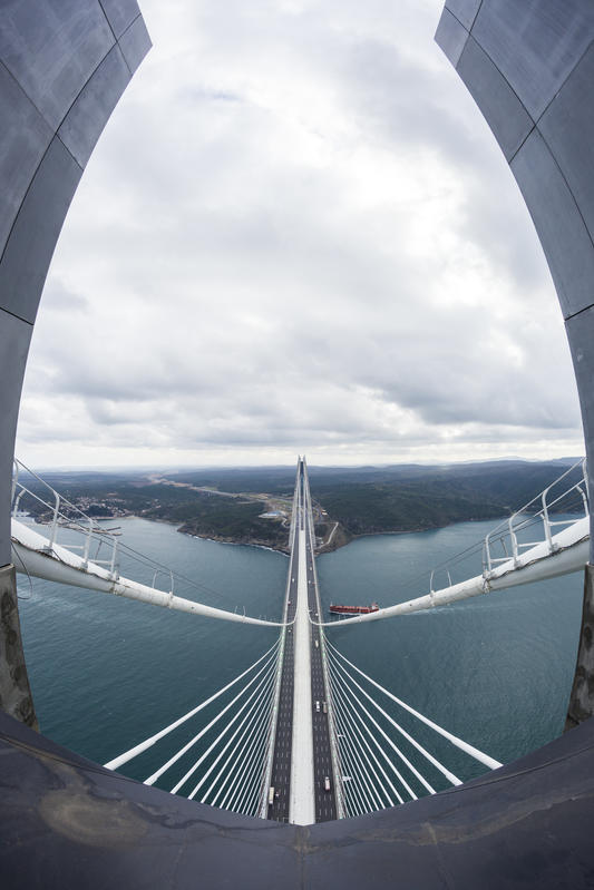 momapix_332685_pos_18