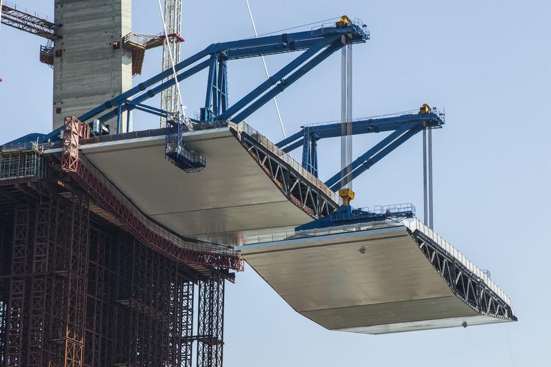 momapix_333199_pos_99