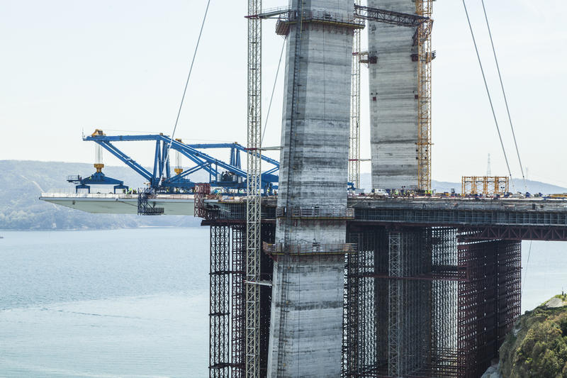 momapix_333242_pos_101