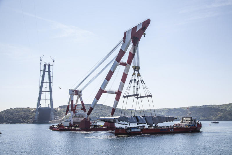 momapix_333297_pos_95