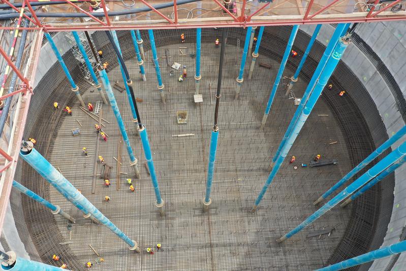 momapix_335274_pos_52