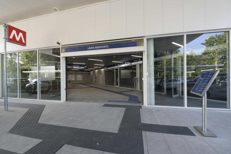 momapix_345798_pos_173