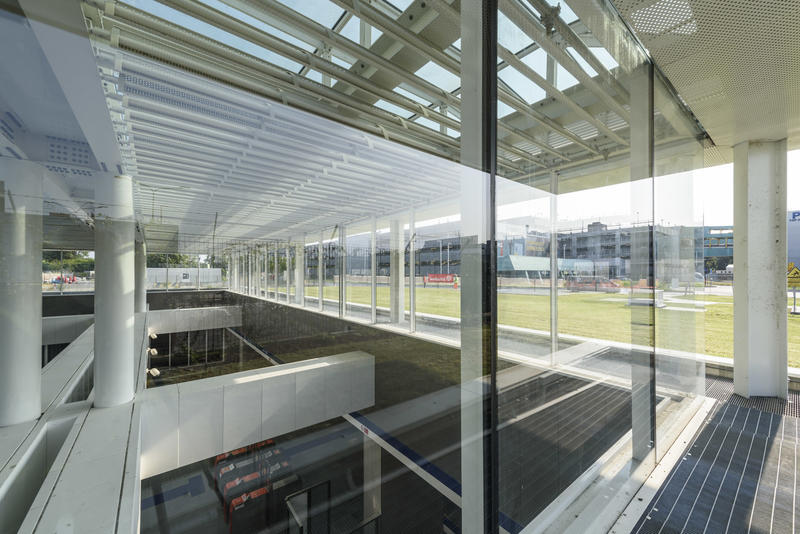 momapix_345811_pos_168